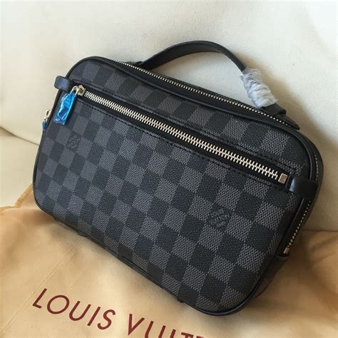 mannen tassen louis vuitton|louis vuitton handbags men.